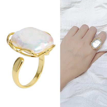 Baroque Pearl Ring Vera