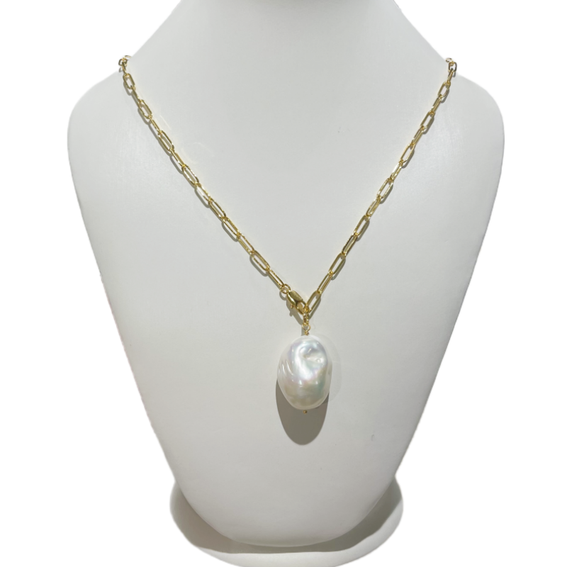 Baroque Pearl Pendant Necklace