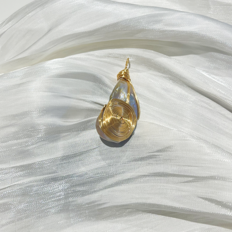 Chunky Baroque Pearl Pendant G