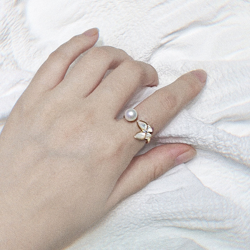 Pearl Ring