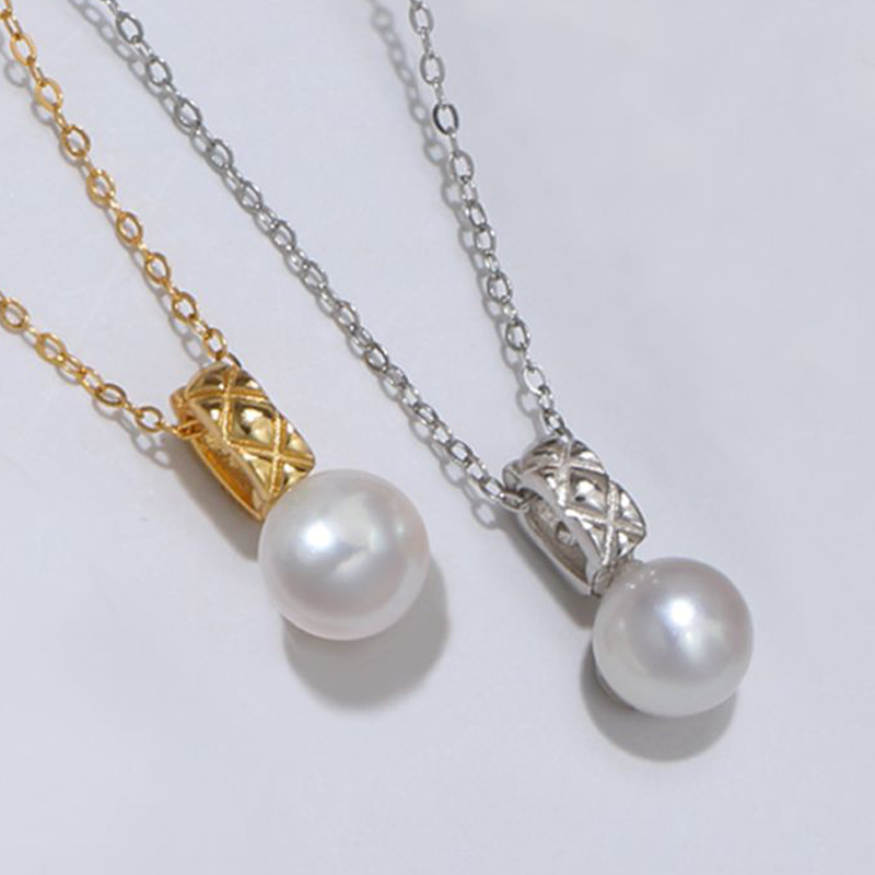 Pearl Pendant Necklace Lilian