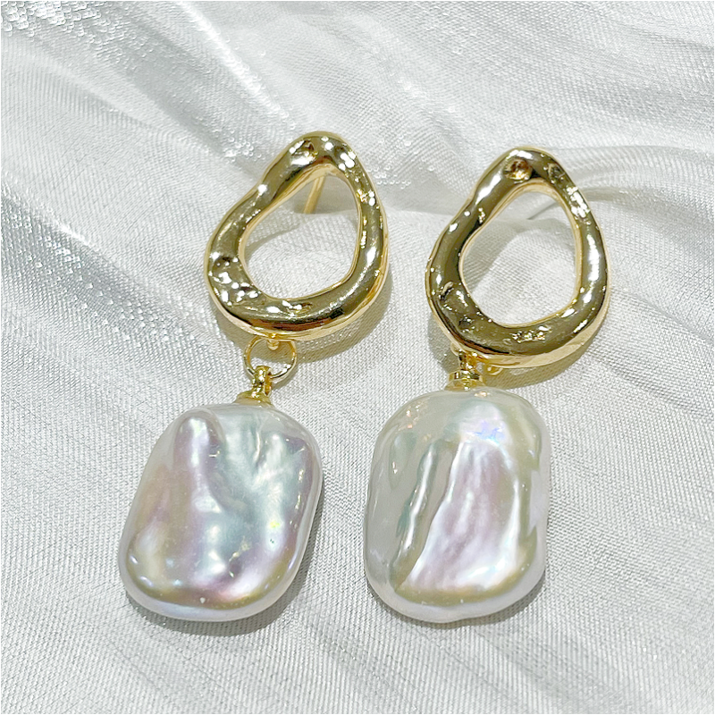 Square Pearl Earrings Freya