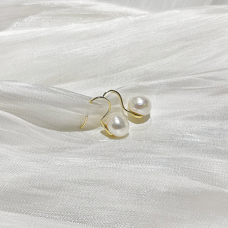 Pearl Drop Earrings