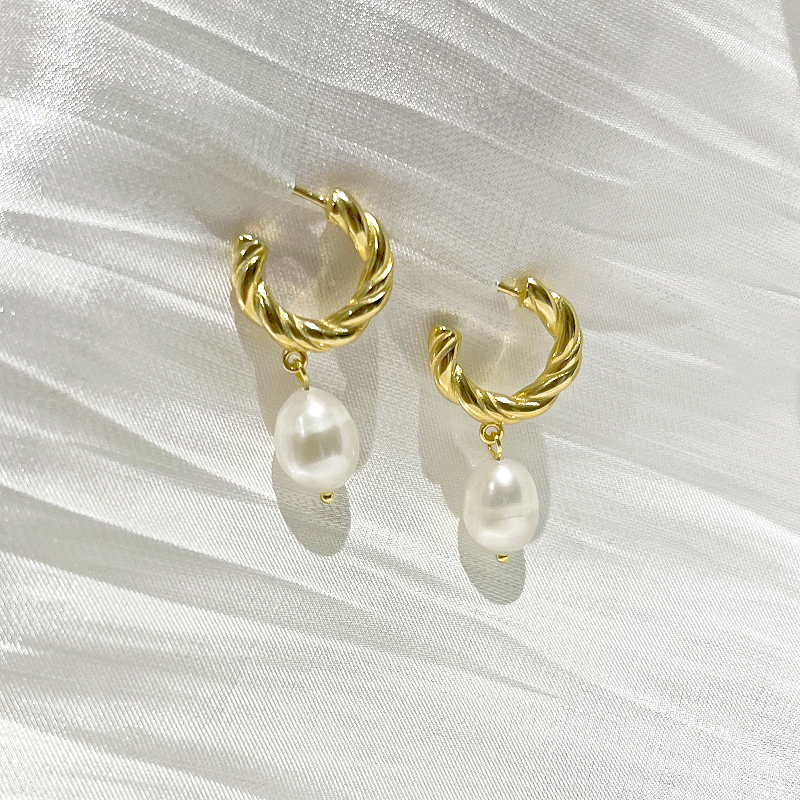 Baroque Pearl Earrings