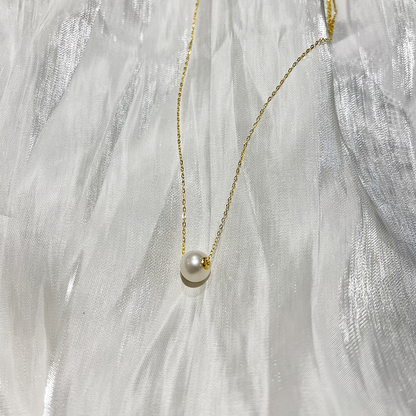 Pearl Floating Necklace