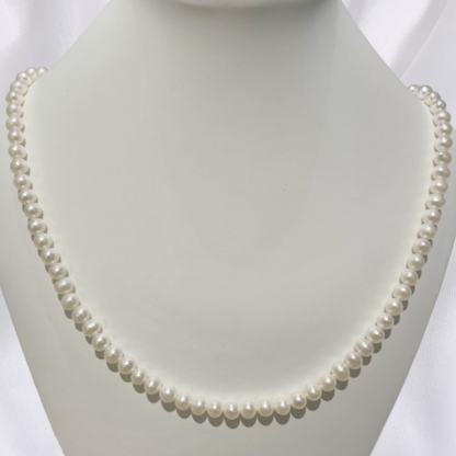 pearl strand Necklace