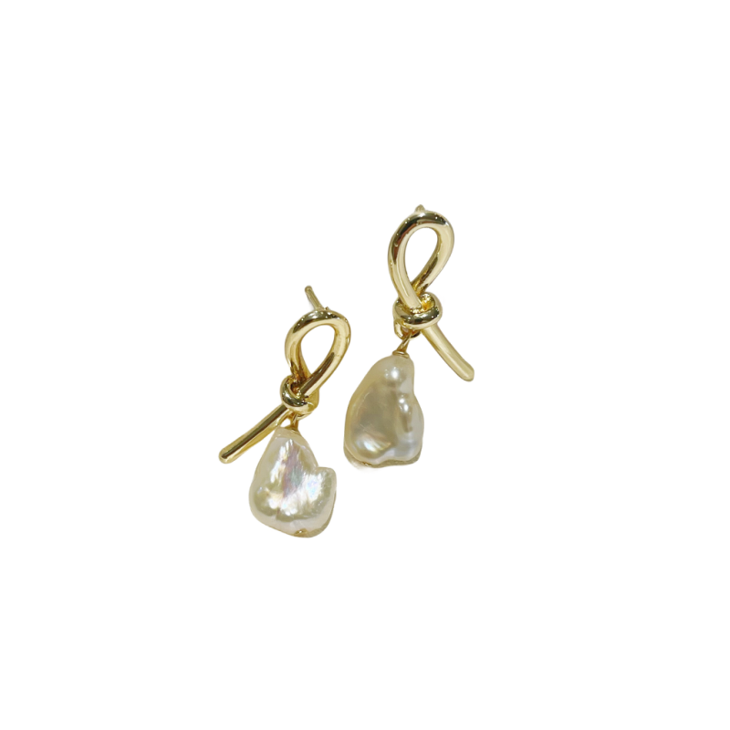 Pearl Drop Earrings Jenny