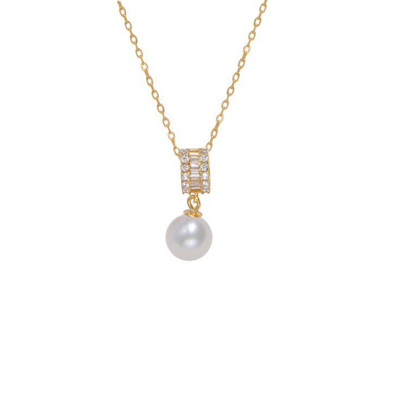 Pearl Pendant Necklace Lucinda