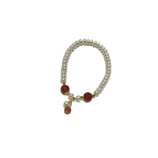 Strawberry Quartz and Pearl Bracelet Cara in white background