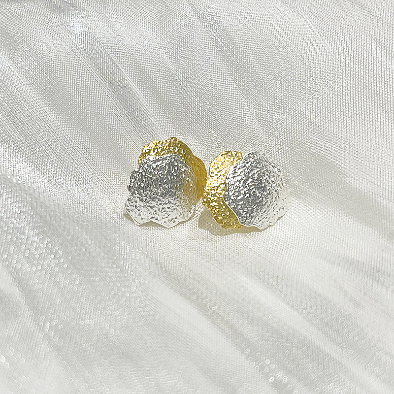 Textured Disc Sterling Silver Stud Earrings Billie product image 