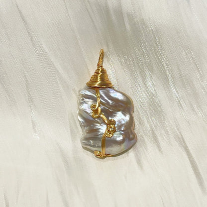 Chunky Baroque Pearl Pendant D