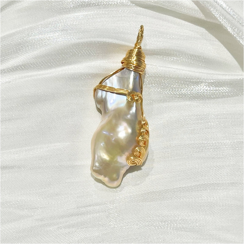 Chunky Baroque Pearl Pendant E