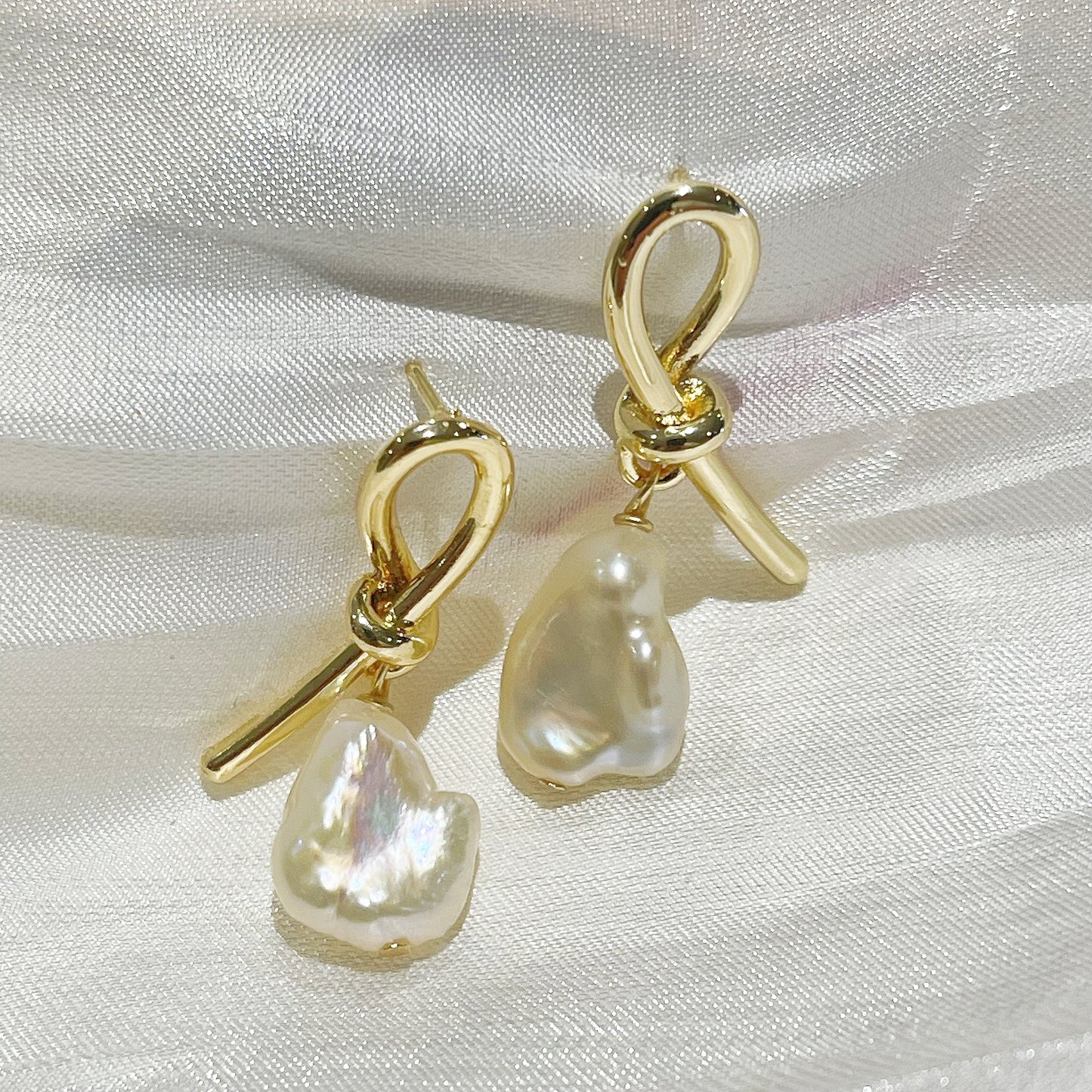 Pearl Drop Earrings Jenny